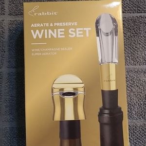 Rabbit Aerate & Preserve Wine Set NIB